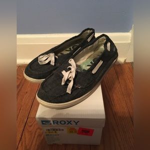 Roxy Skooner Black